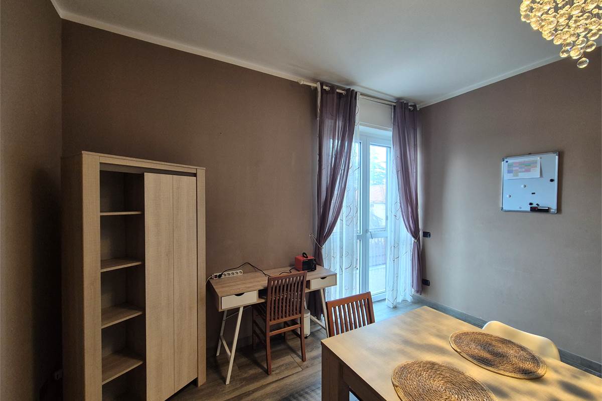 Trilocale con cantina a Lonate Pozzolo