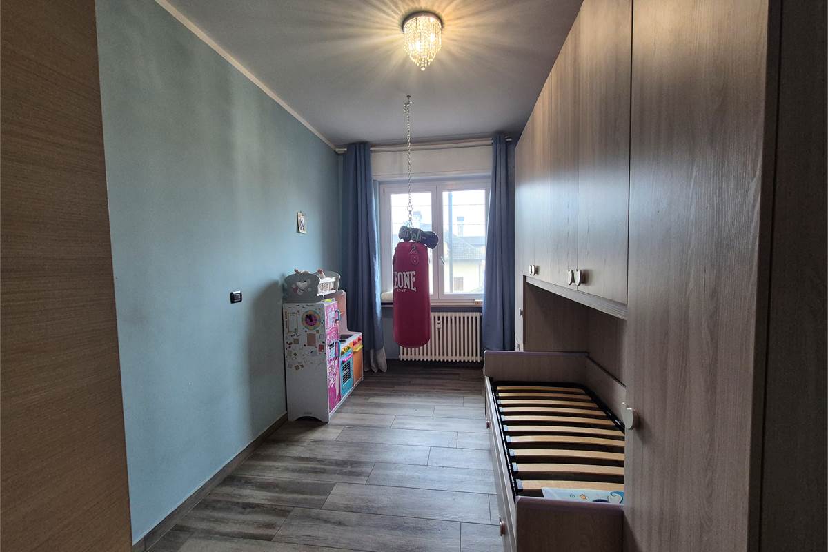 Trilocale con cantina a Lonate Pozzolo