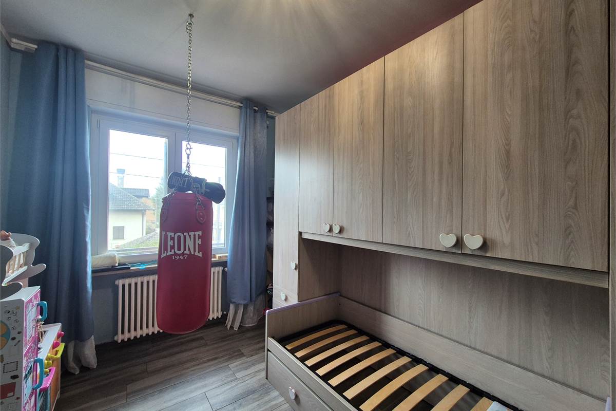 Trilocale con cantina a Lonate Pozzolo