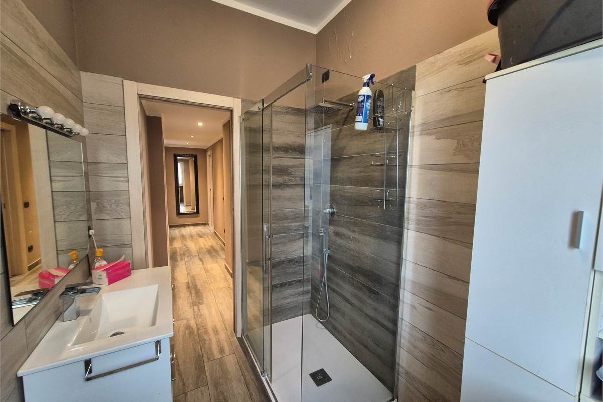 Trilocale con cantina a Lonate Pozzolo