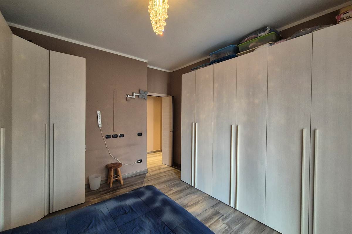 Trilocale con cantina a Lonate Pozzolo