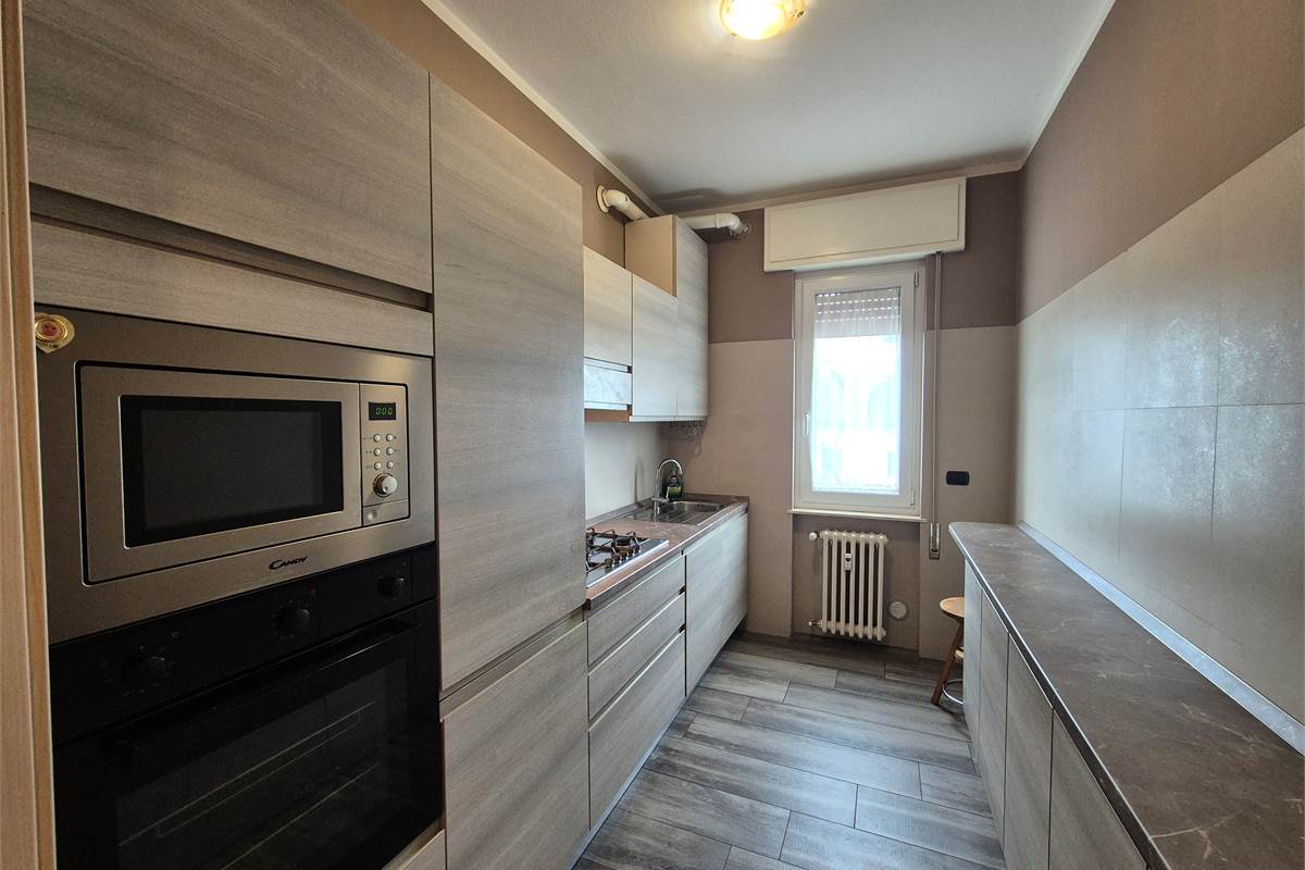 Trilocale con cantina a Lonate Pozzolo