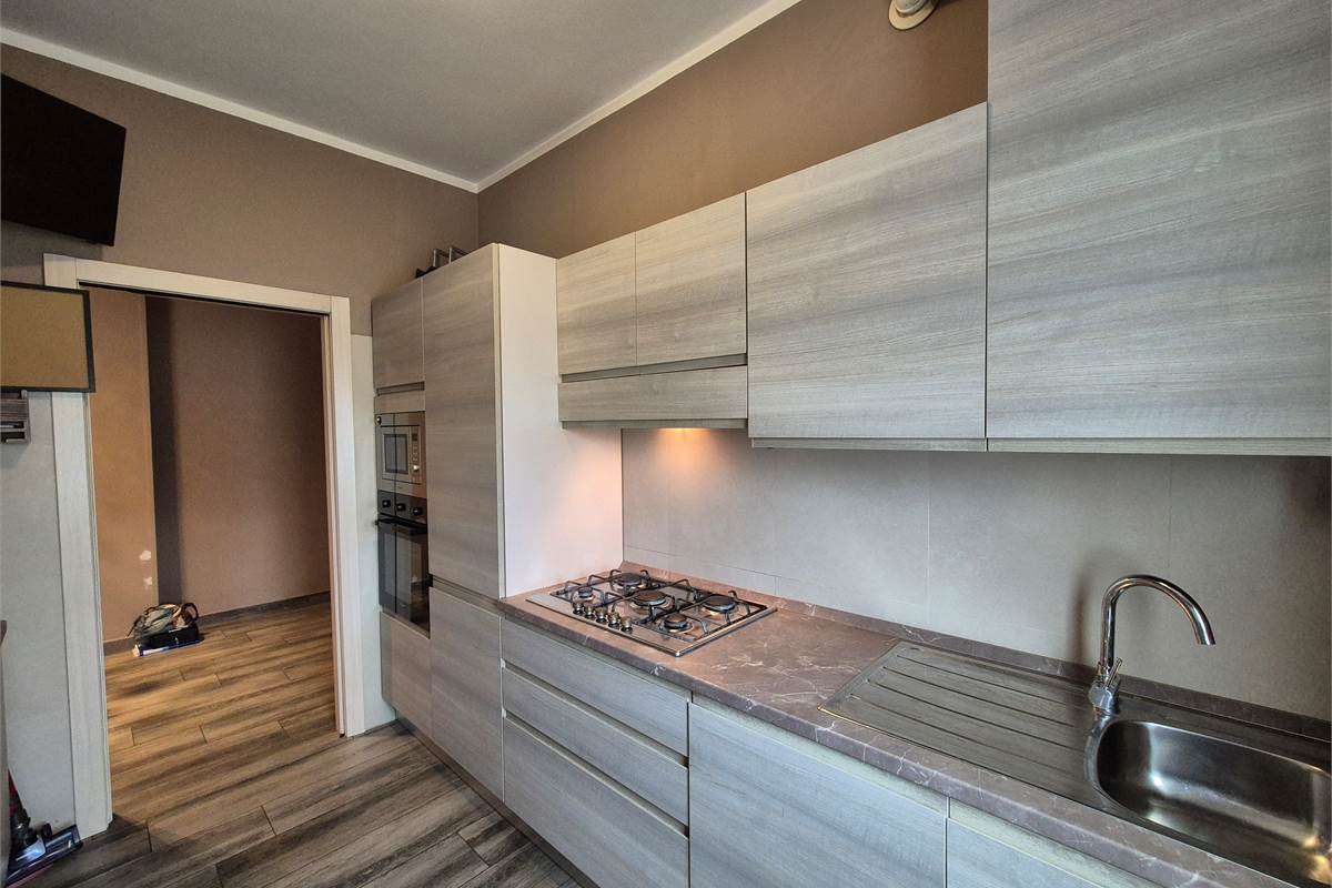 Trilocale con cantina a Lonate Pozzolo