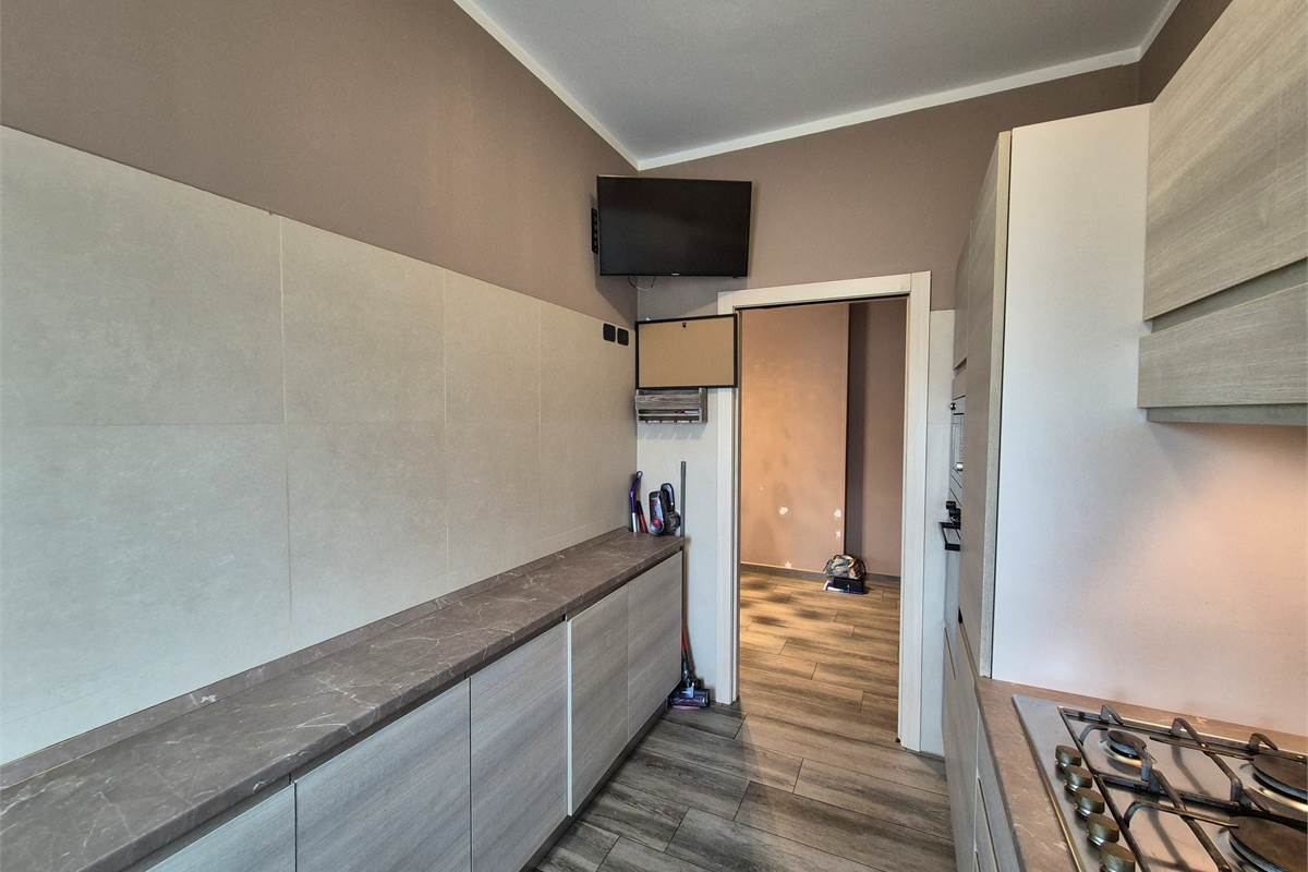 Trilocale con cantina a Lonate Pozzolo