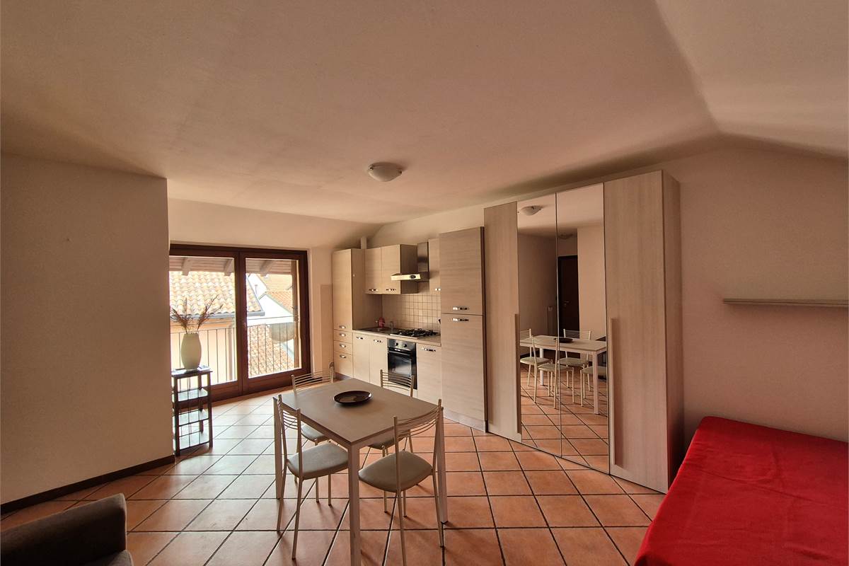 Monolocale con cantina a Lomazzo