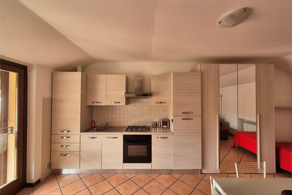 Monolocale con cantina a Lomazzo