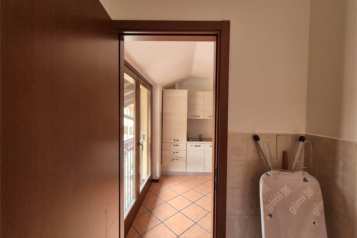 Monolocale con cantina a Lomazzo