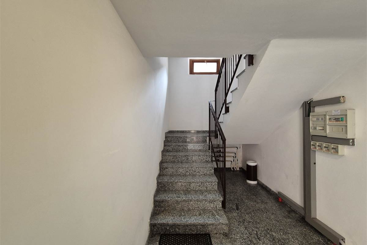 Monolocale con cantina a Lomazzo