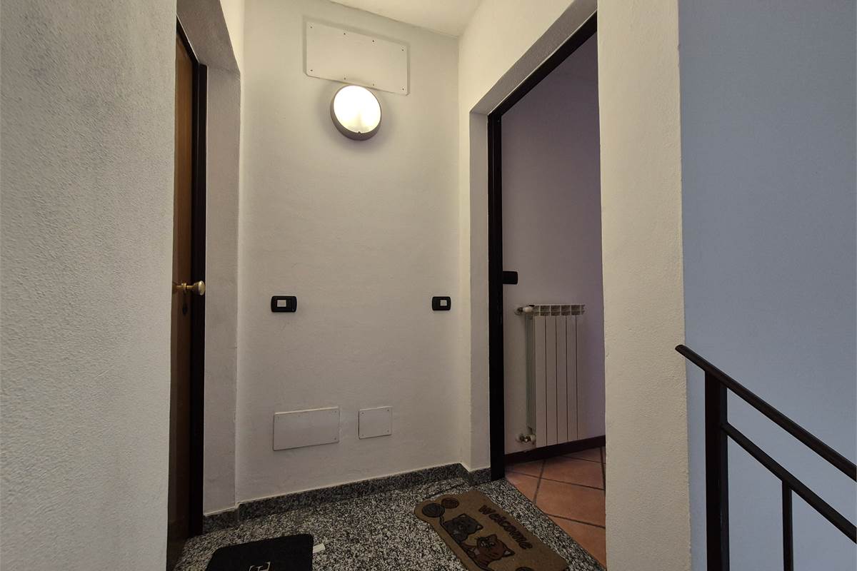 Monolocale con cantina a Lomazzo