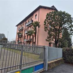 Trilocale in vendita con cantina a Lurate Caccivio