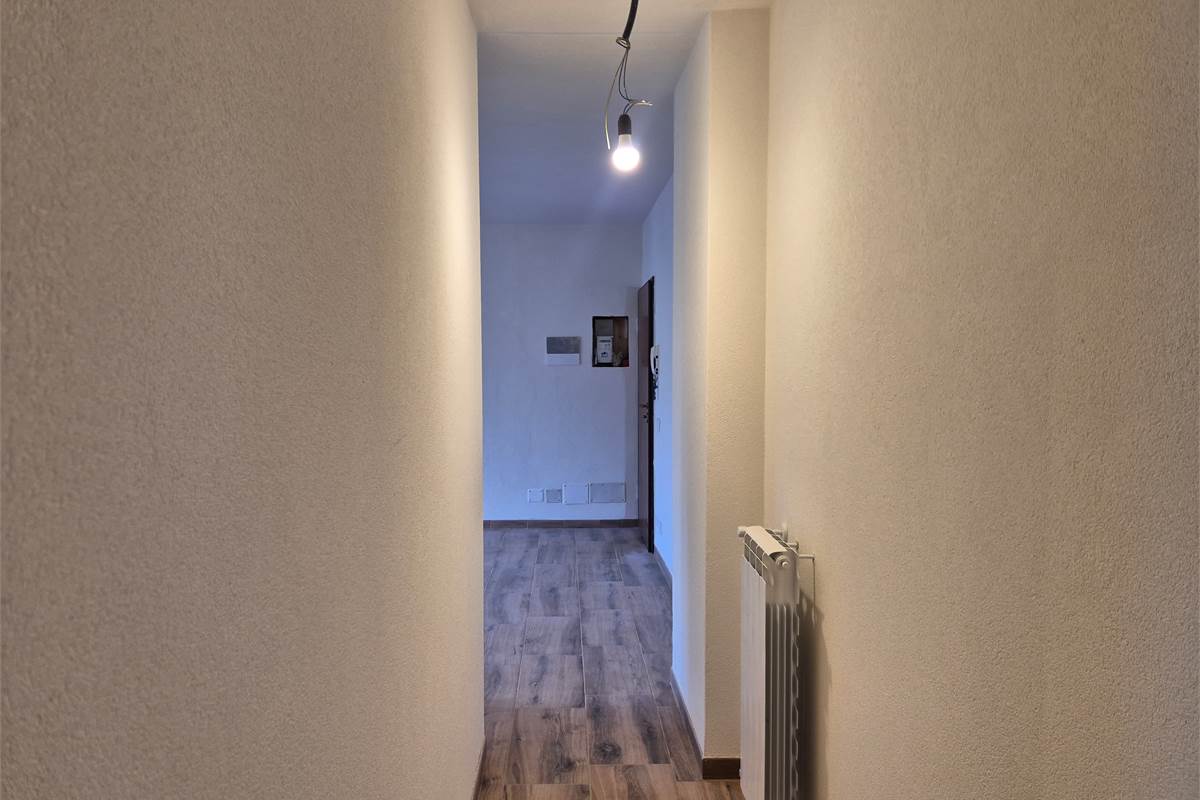 Trilocale in vendita con cantina a Lurate Caccivio