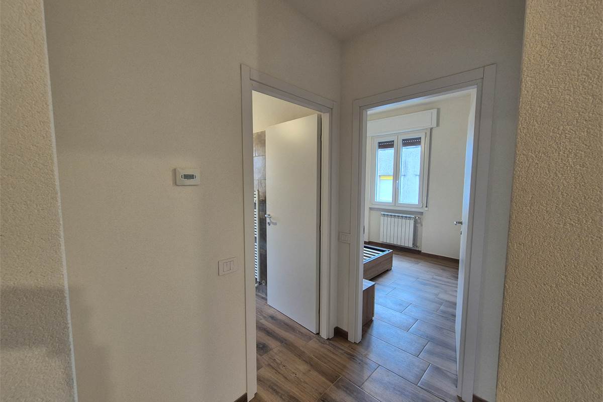 Trilocale in vendita con cantina a Lurate Caccivio