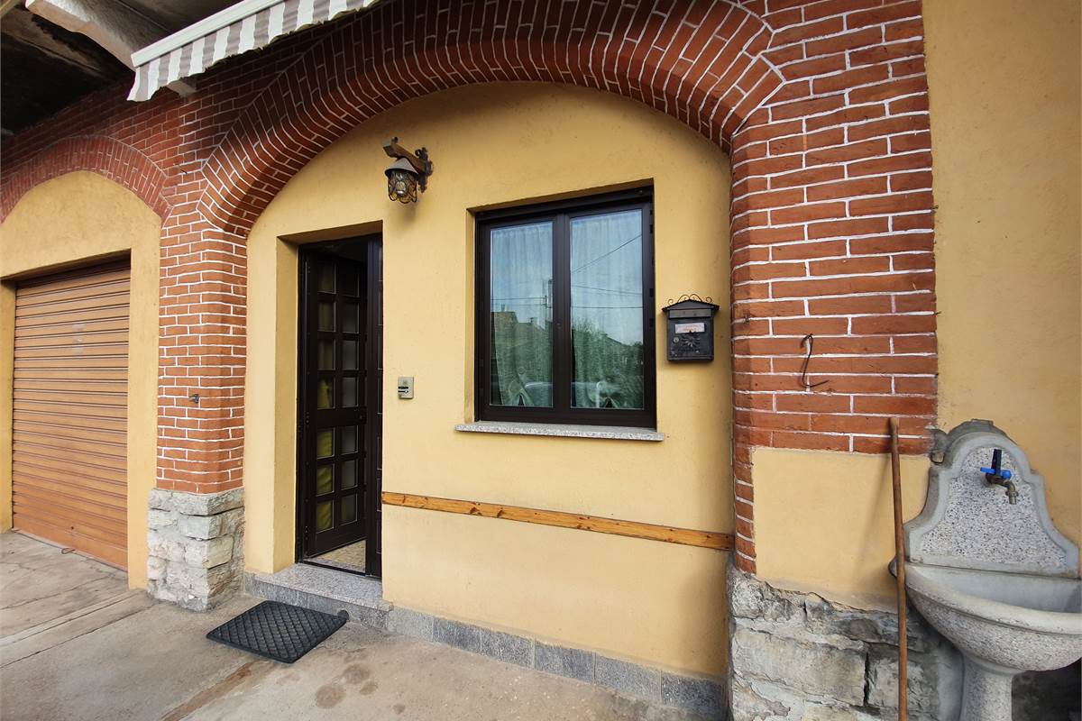 Affittasi Trilocale su Due Livelli Arredato 