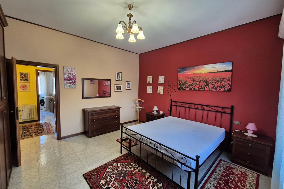 Affittasi Trilocale su Due Livelli Arredato 