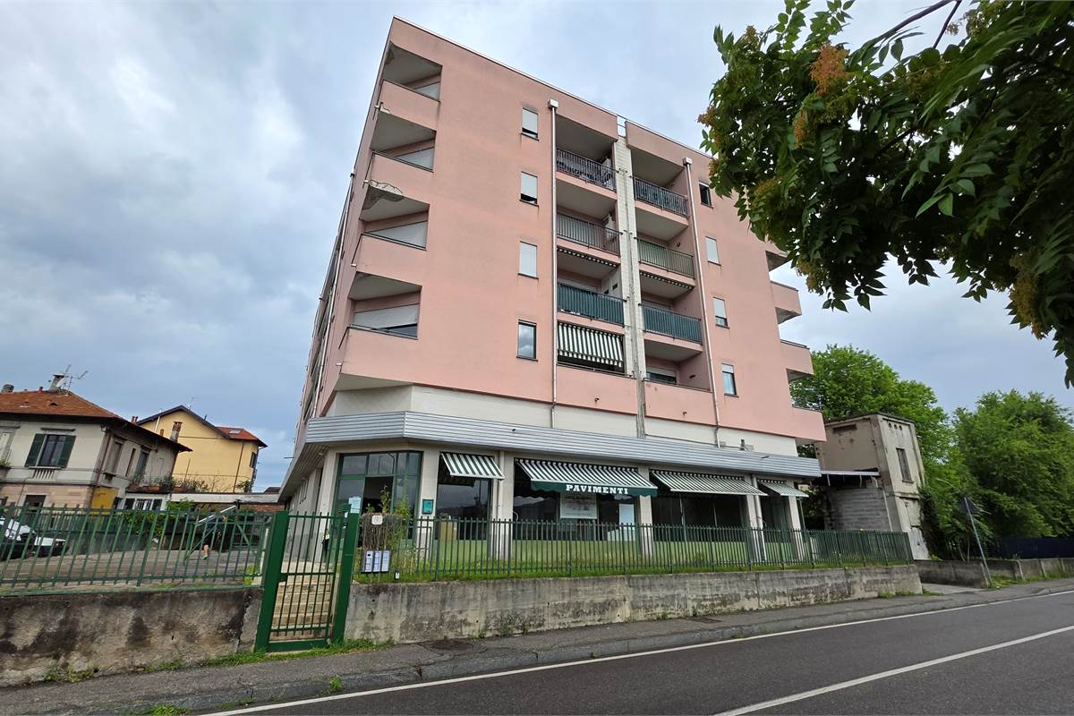 Ottimo bilocale con box a Camerlata 