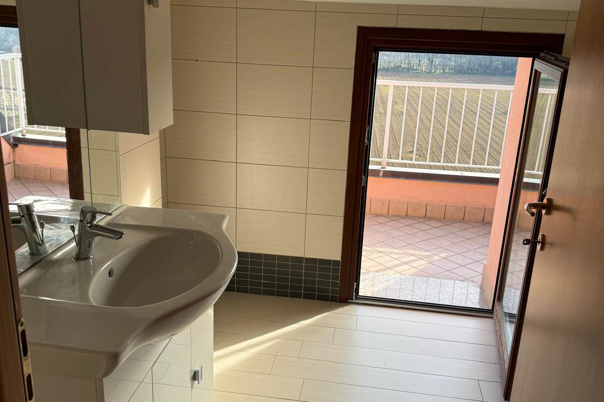 Ottimo bilocale con vista panoramica! 