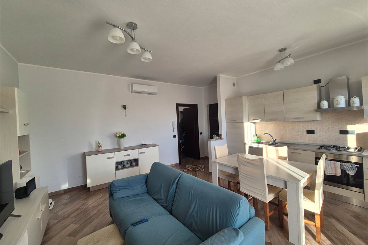 Bilocale con autorimessa in vendita a Cirimido