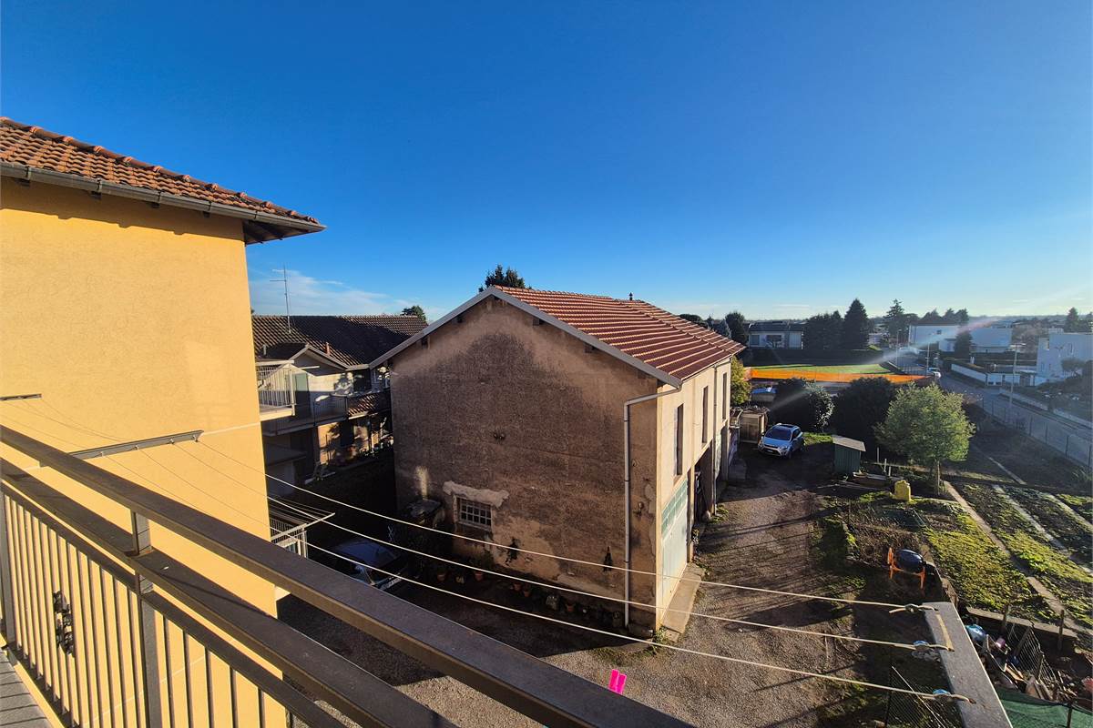 Bilocale con autorimessa in vendita a Cirimido