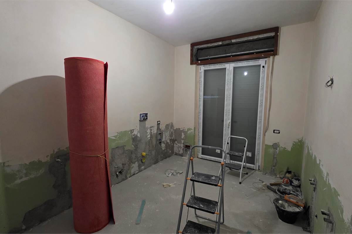 Porzione di casa a Carugo con due appartamenti 