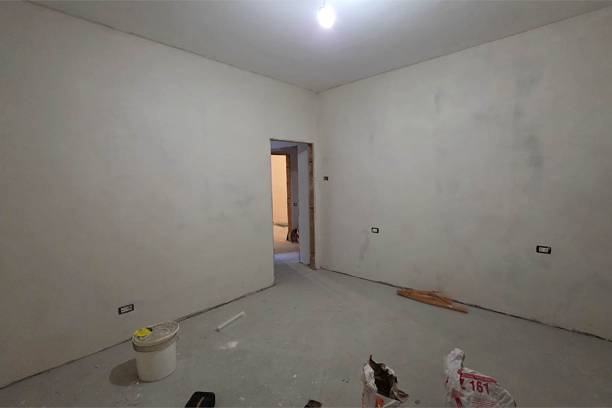 Porzione di casa a Carugo con due appartamenti 