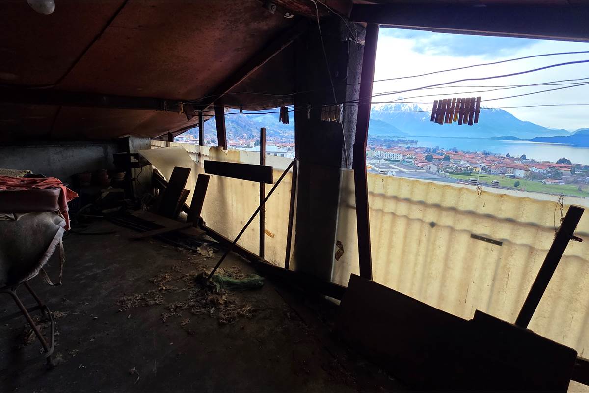 Porzione di casa a Dongo! 