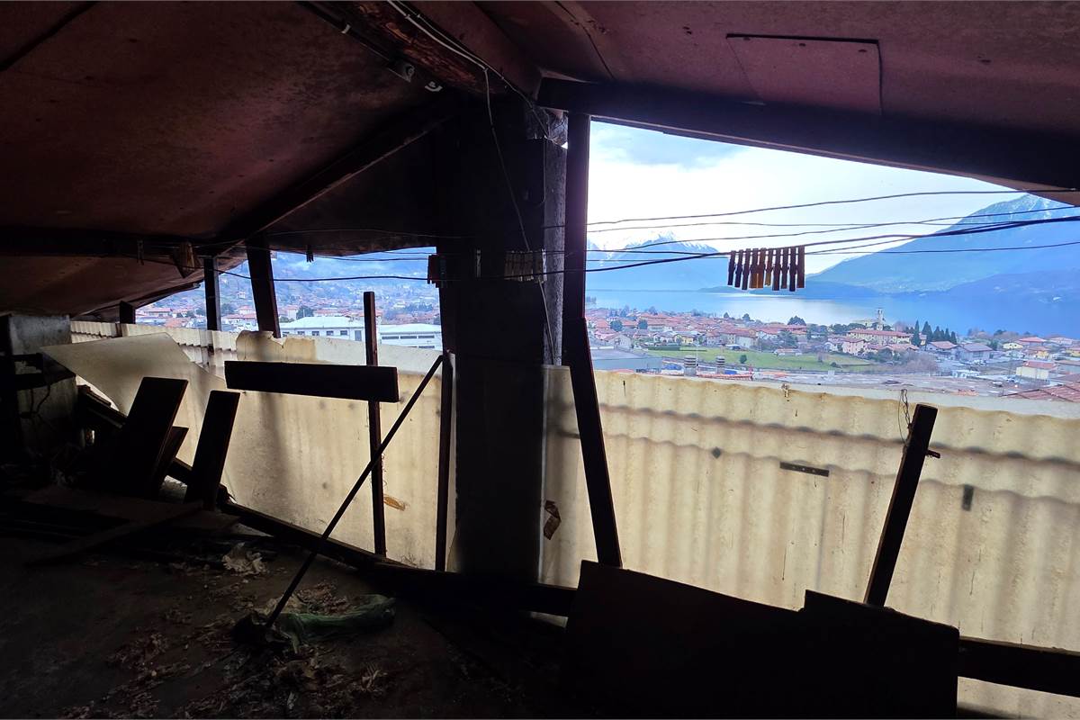 Porzione di casa a Dongo! 