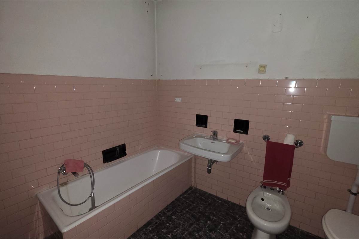 Porzione di casa a Dongo! 