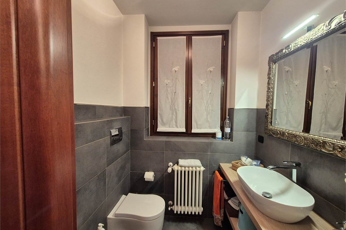 Spettacolare villa singola con giardino privato