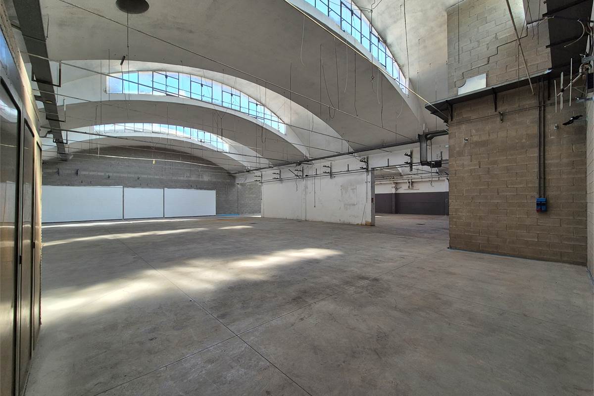 Lotto di capannone a Rovellasca (U7)