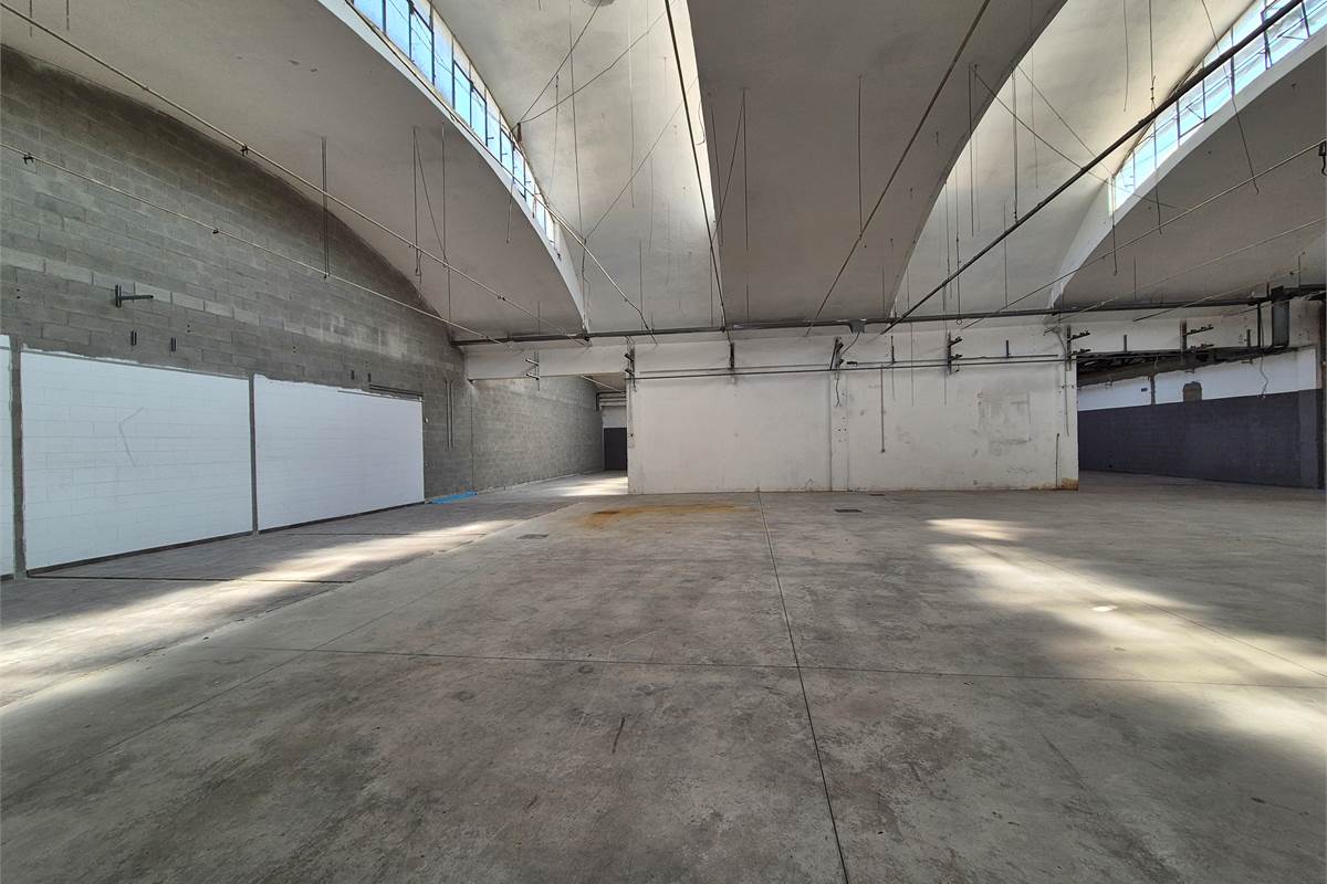 Lotto di capannone a Rovellasca (U7)