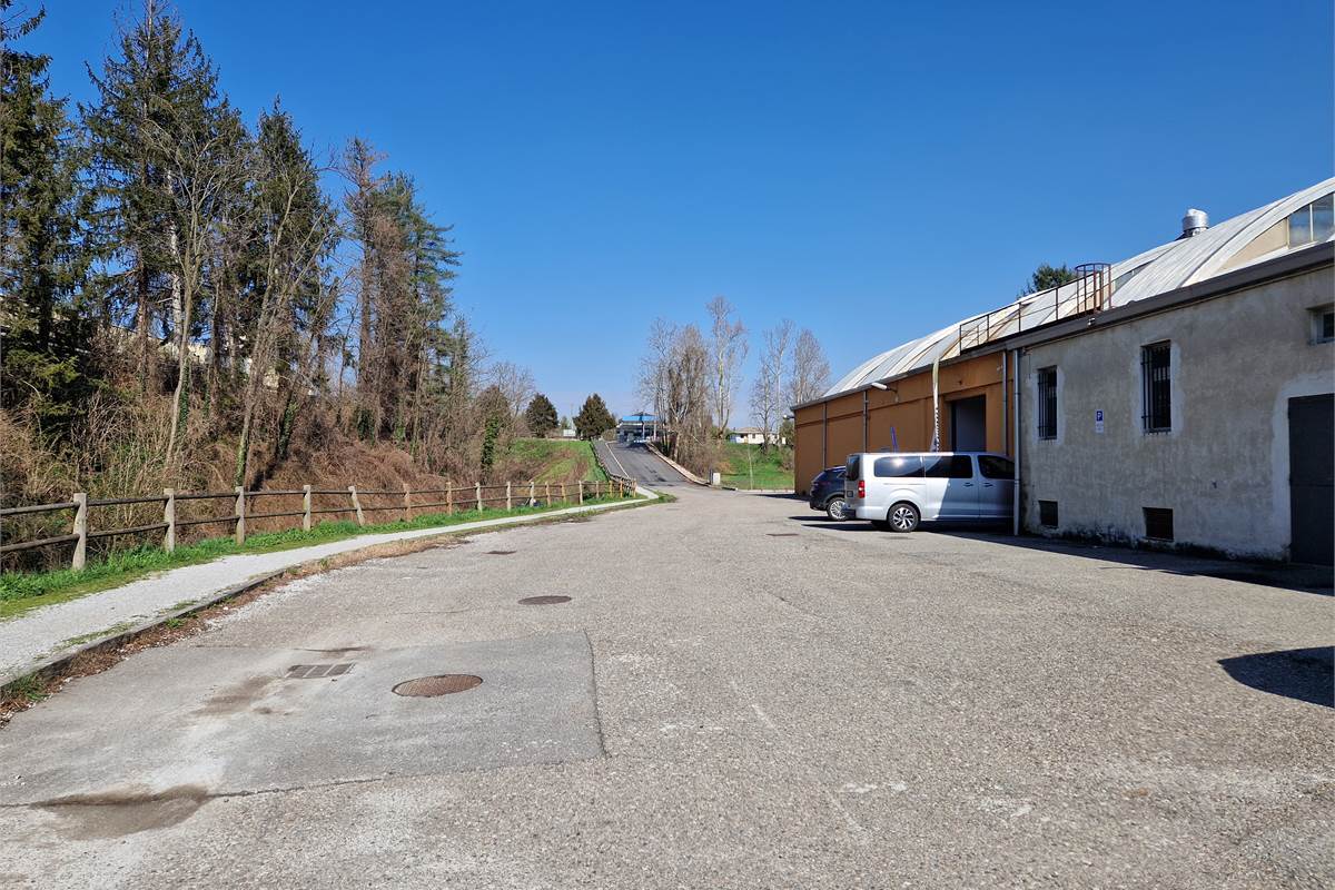 Lotto di capannone a Rovellasca (U7)