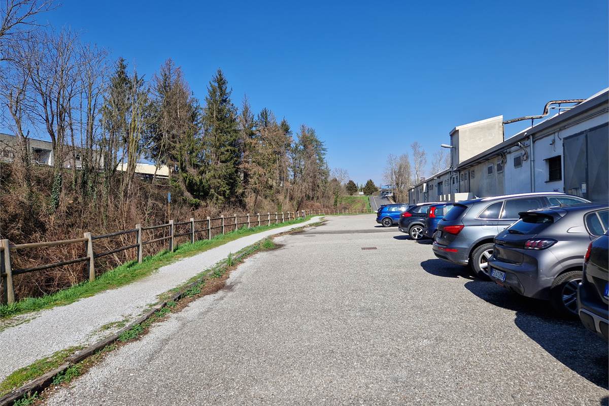 Lotto di capannone a Rovellasca (U7)