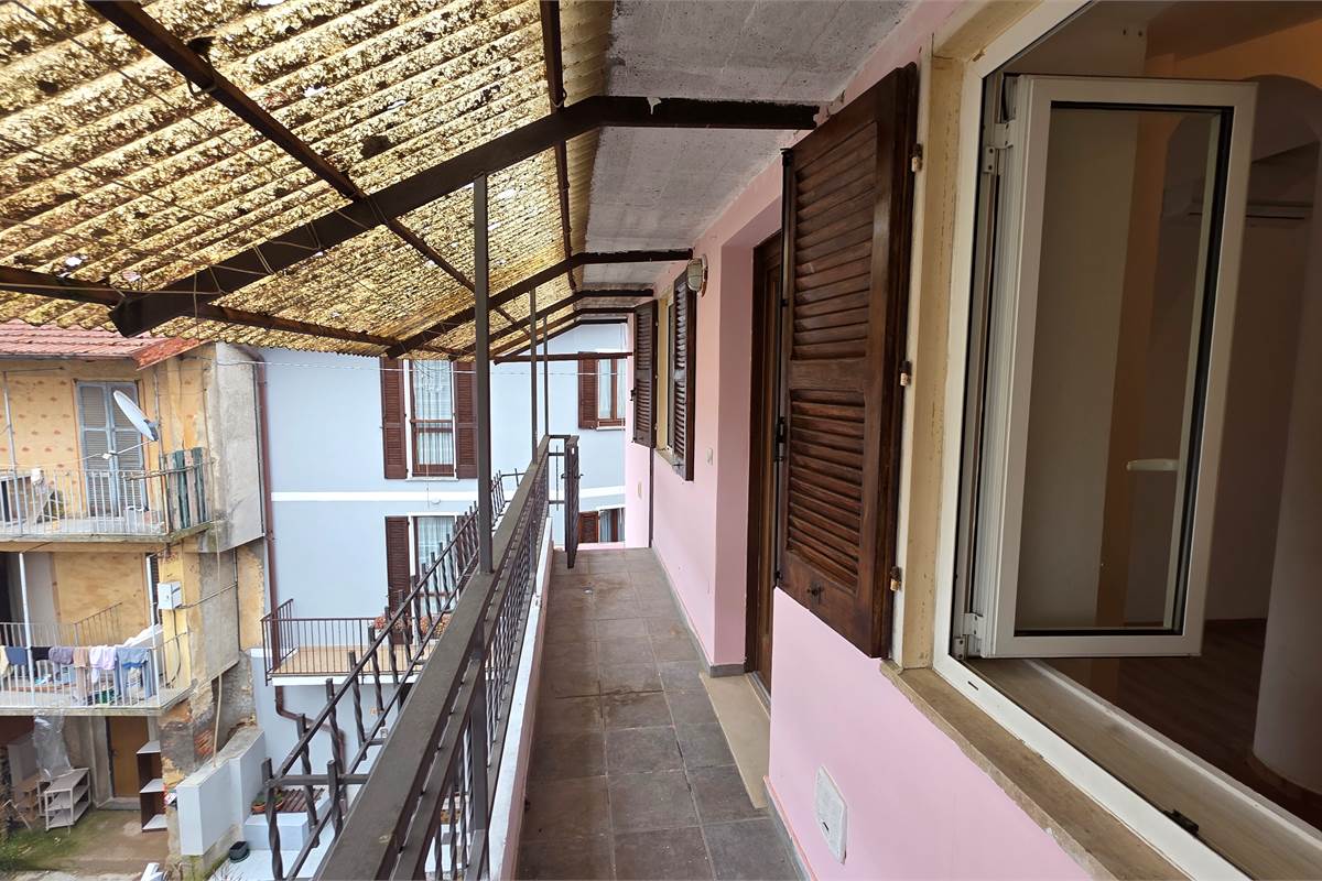 Trilocale RISTRUTTURATO A Caronno Varesino 