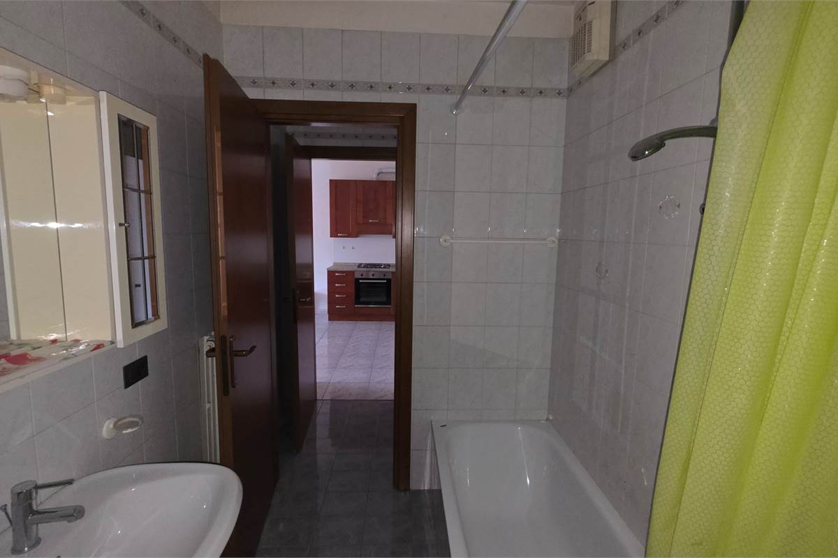 Ottimo bilocale con box a Camerlata 