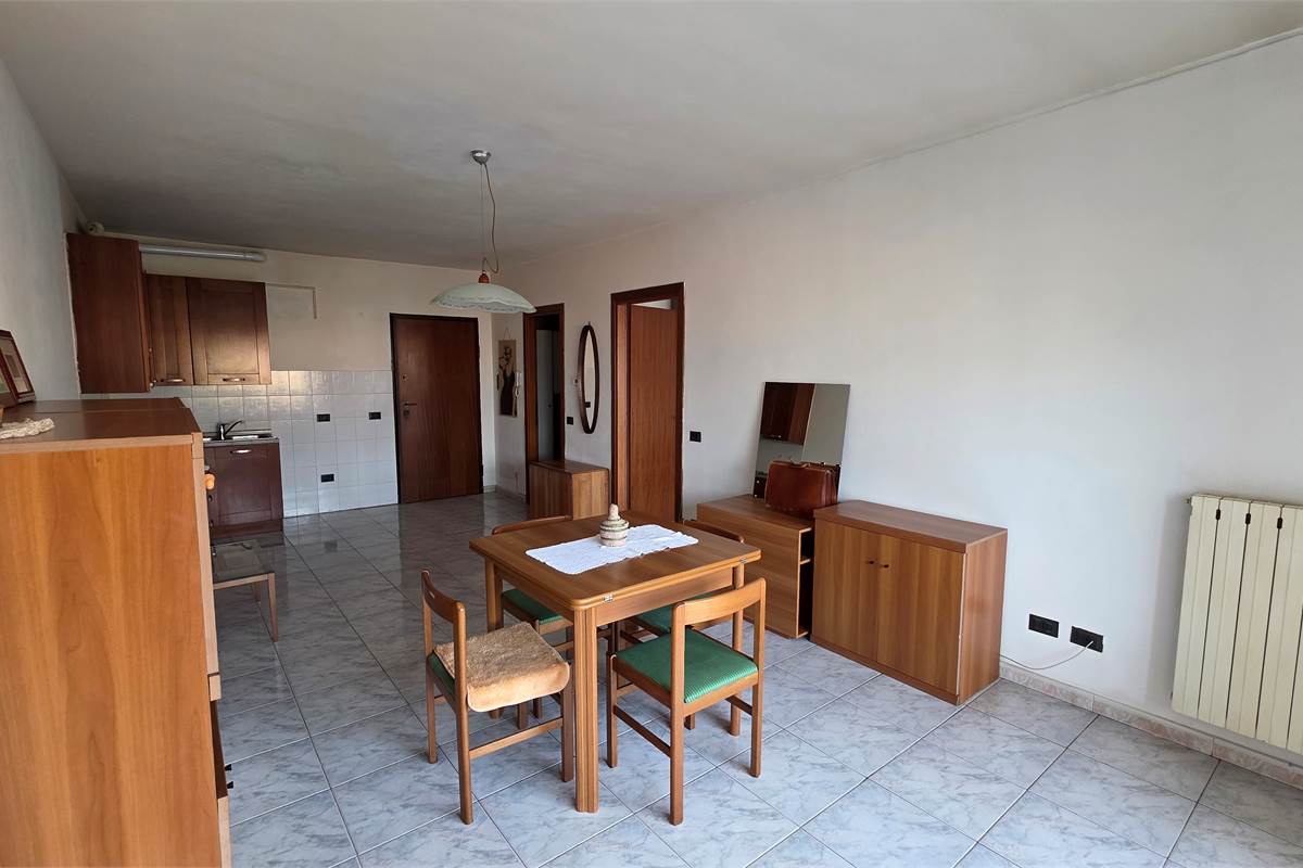 Ottimo bilocale con box a Camerlata 