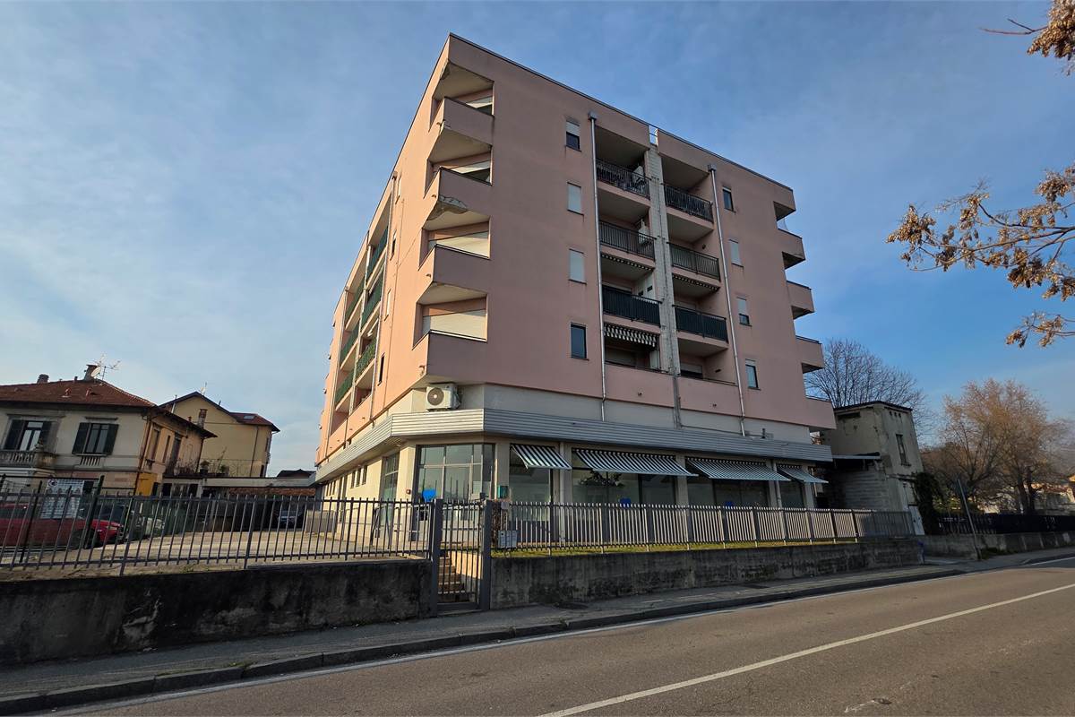 Ottimo bilocale con box a Camerlata 