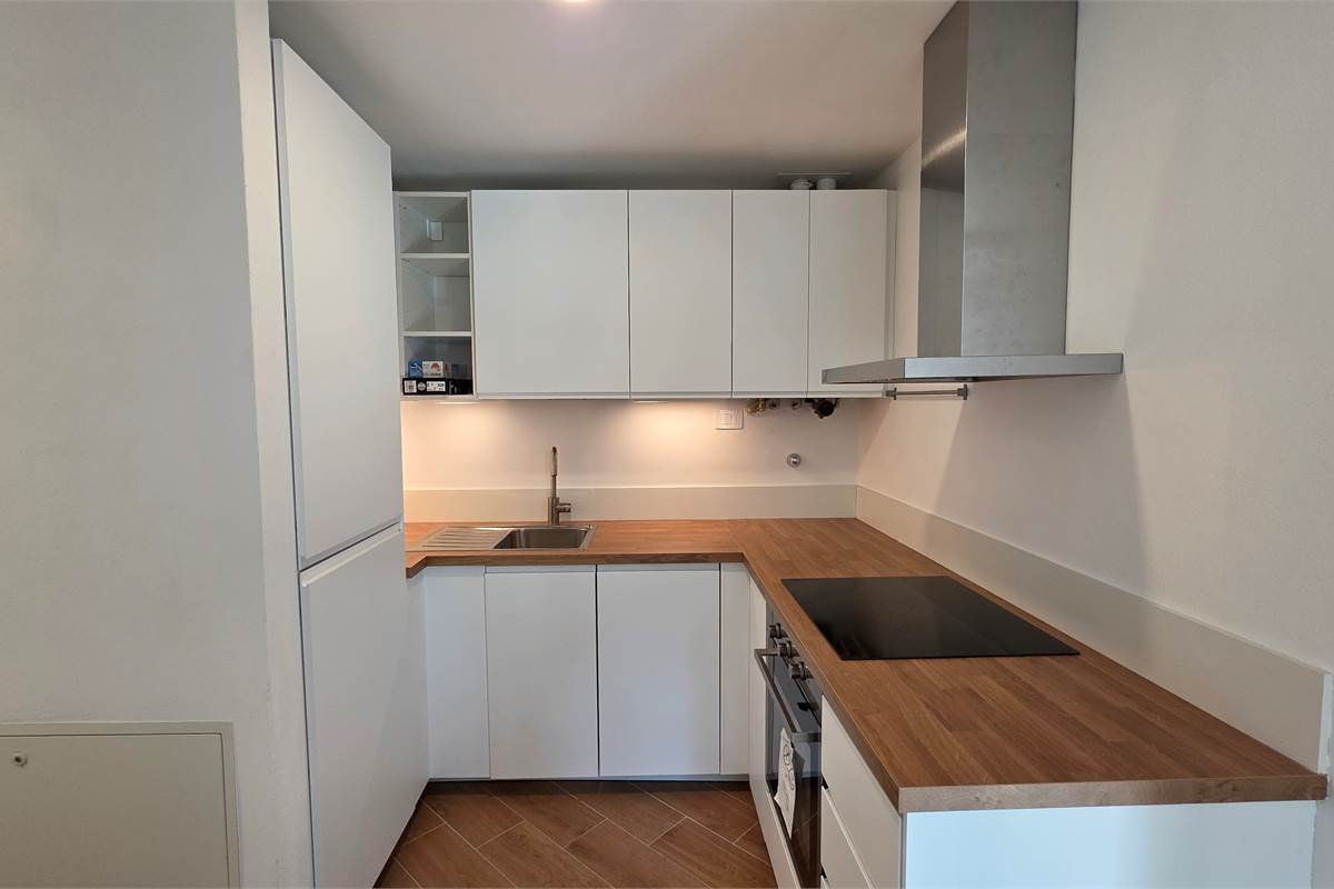 Trilocale in affitto a Como