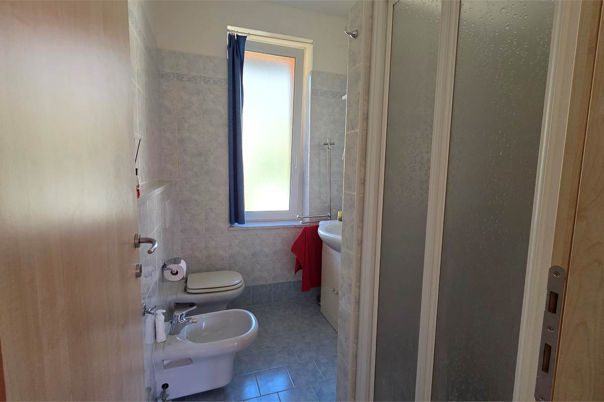 Trilocale con posto auto a Tremezzina