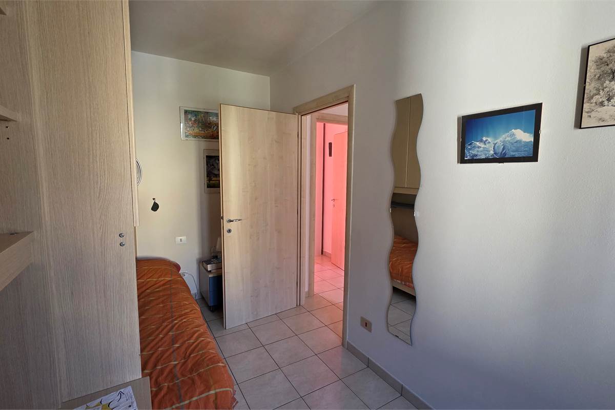 Trilocale con posto auto a Tremezzina