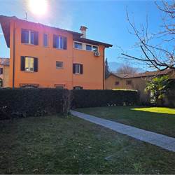 Trilocale con posto auto a Tremezzina