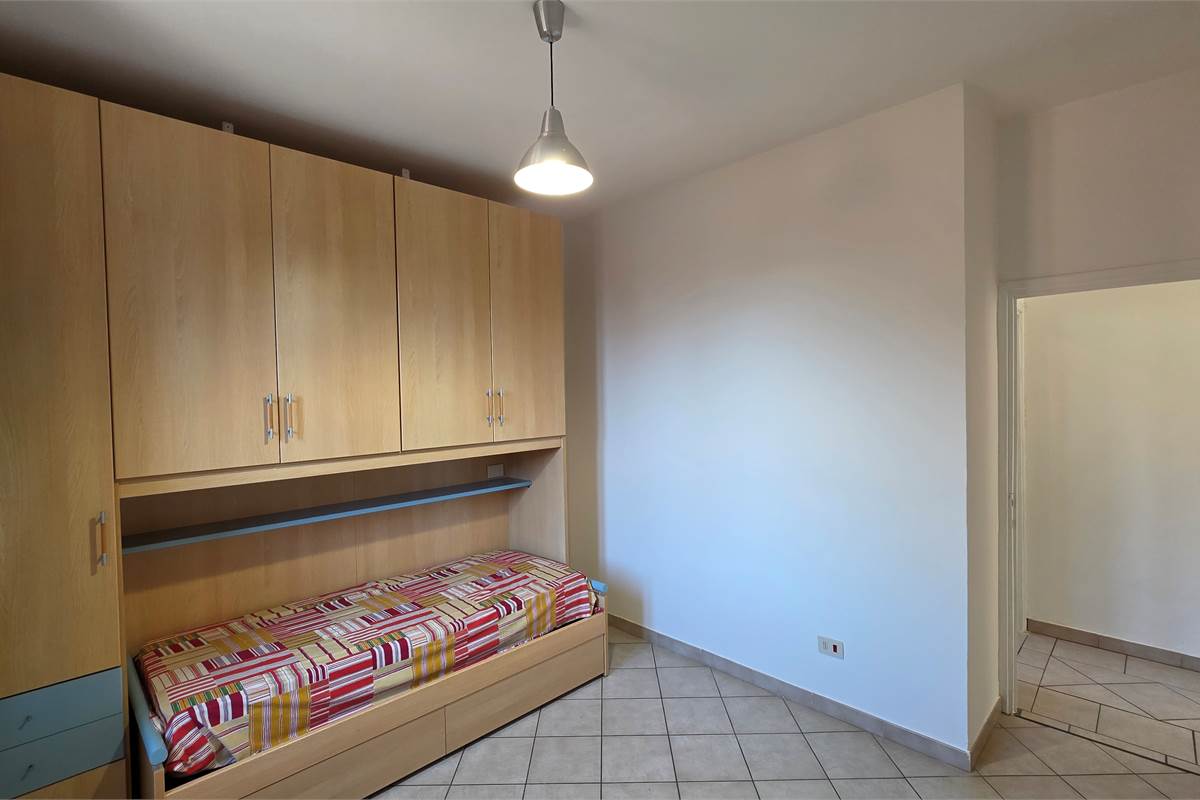 Villa singola con tre appartamenti a Tremezzina