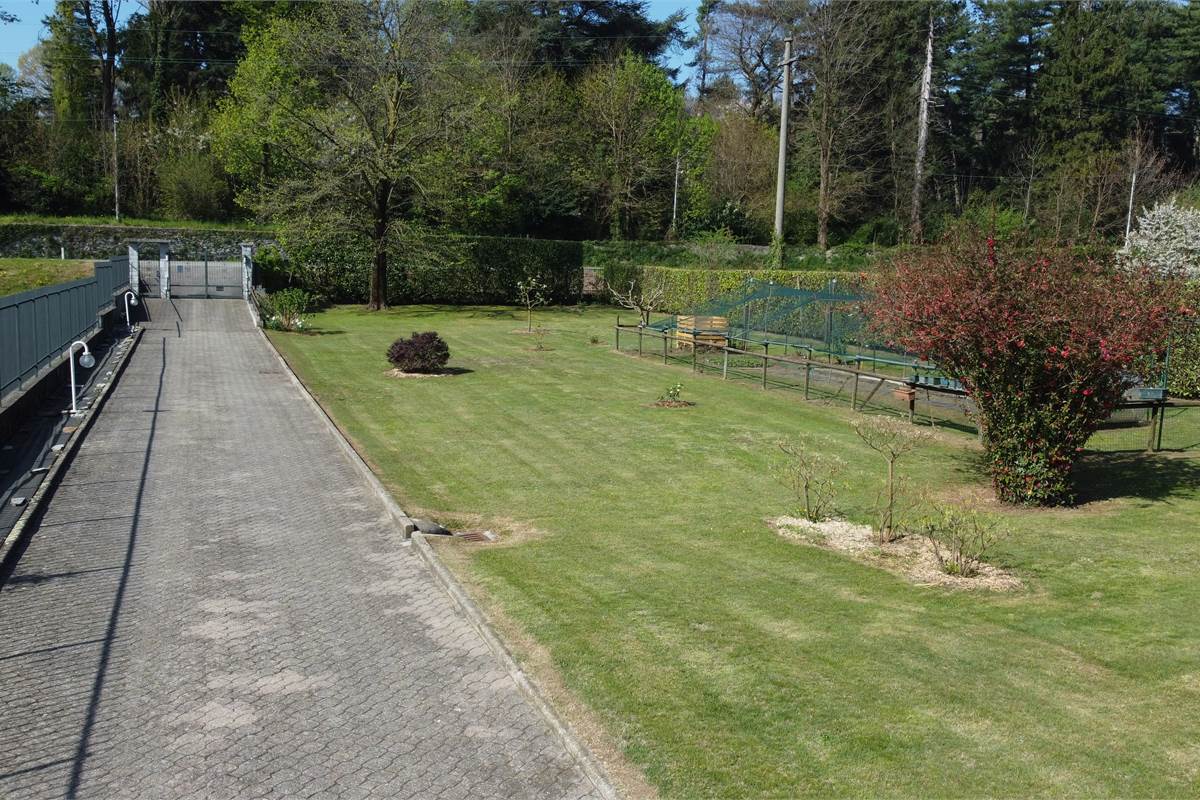 Proprietà in vendita a Cocquio Trevisago