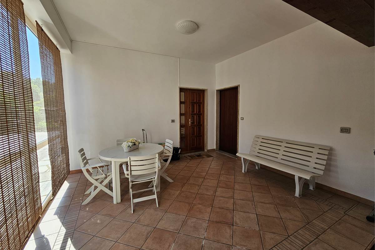 Proprietà in vendita a Cocquio Trevisago