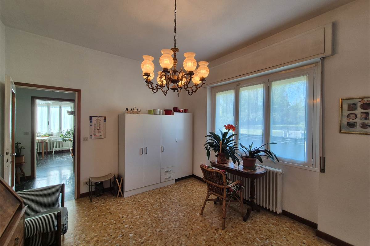 Proprietà in vendita a Cocquio Trevisago