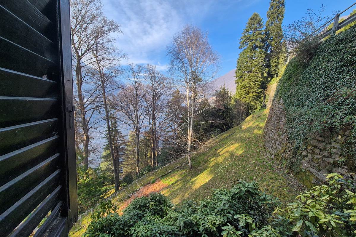 Bilocale vista lago a Faggeto Lario