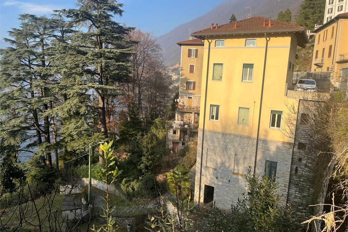 Bilocale vista lago a Faggeto Lario