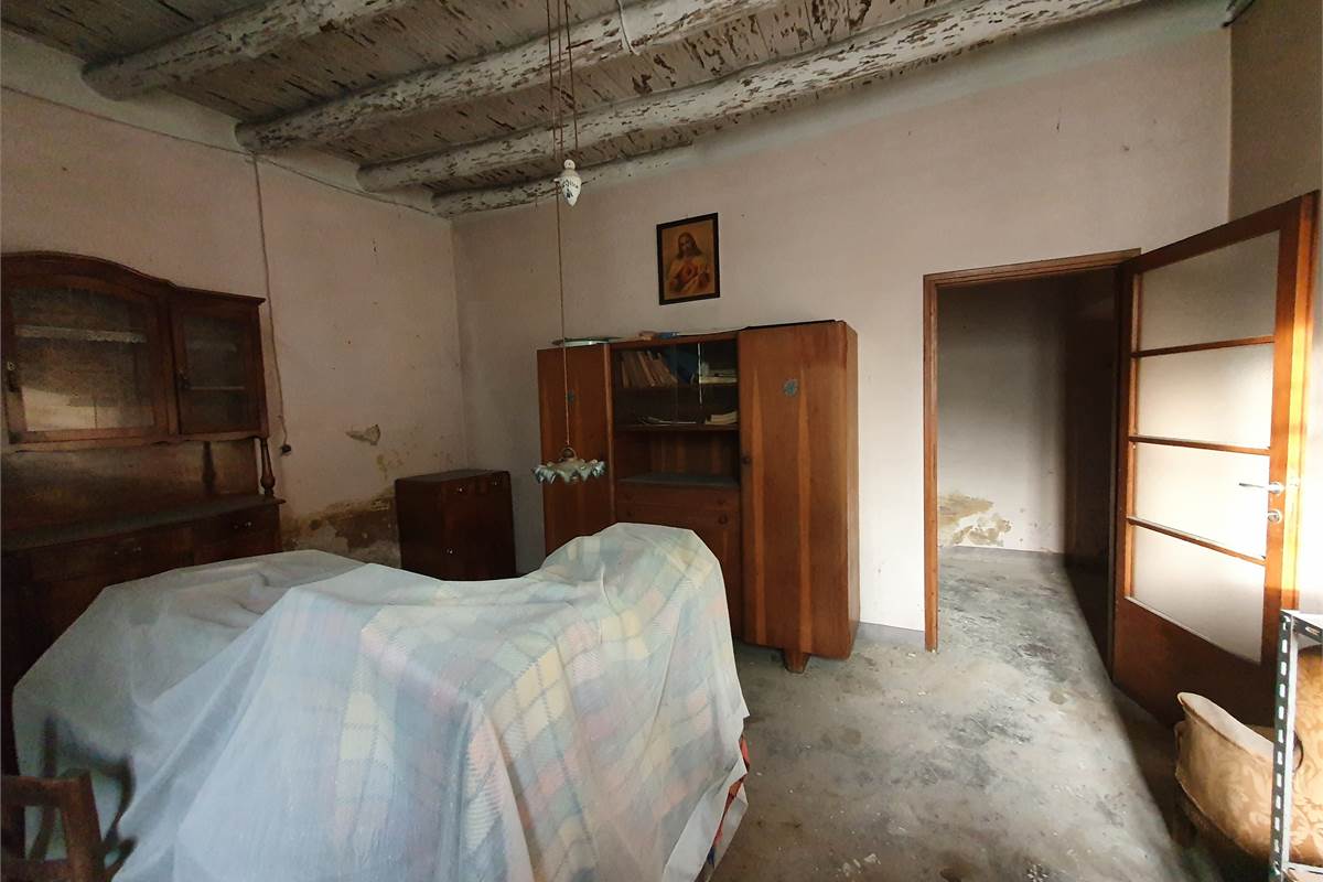 Rustico con giardino a Fenegrò