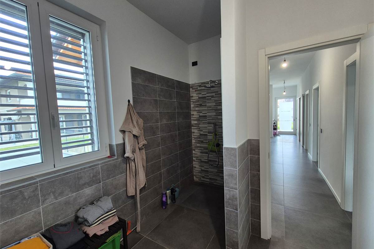 Villa indipendente a Limido Comasco