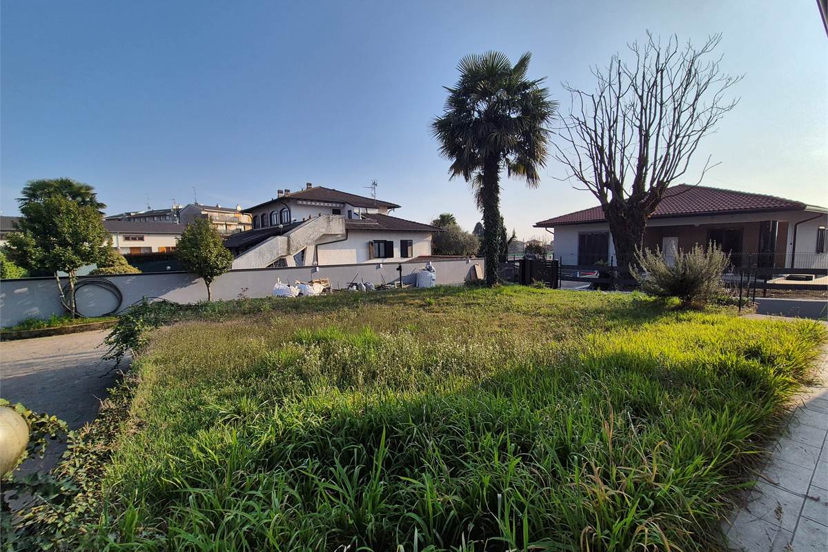 Villa indipendente a Limido Comasco