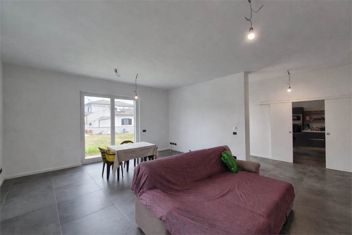 Villa indipendente a Limido Comasco